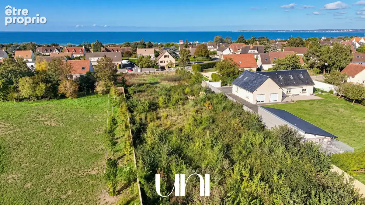 Terrain de 2800 m2 dont 1000 constructibles - VER SUR MER - photo 10
