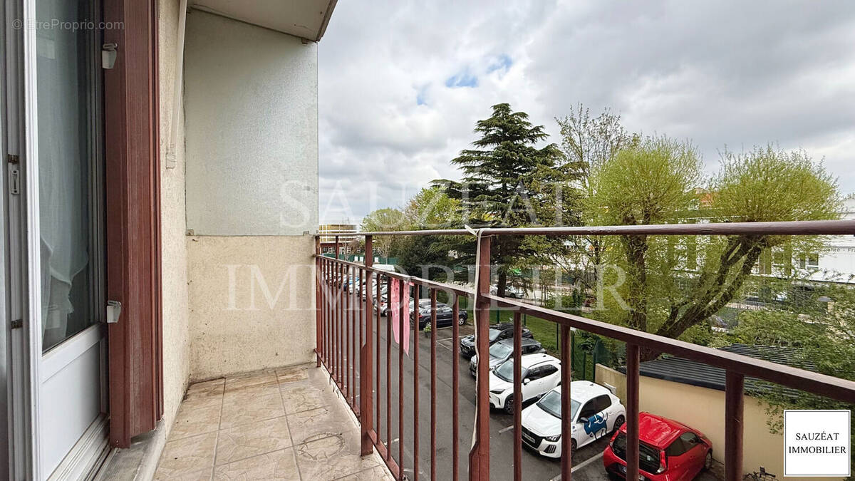 Appartement à BAGNEUX