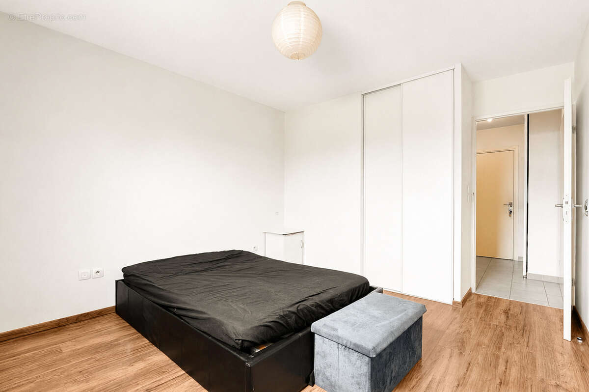 En exclusivité !  Appartement T2 de 40,40 m2, en rez-de-chaussée, dans le quartier Grand Selve. - photo 9