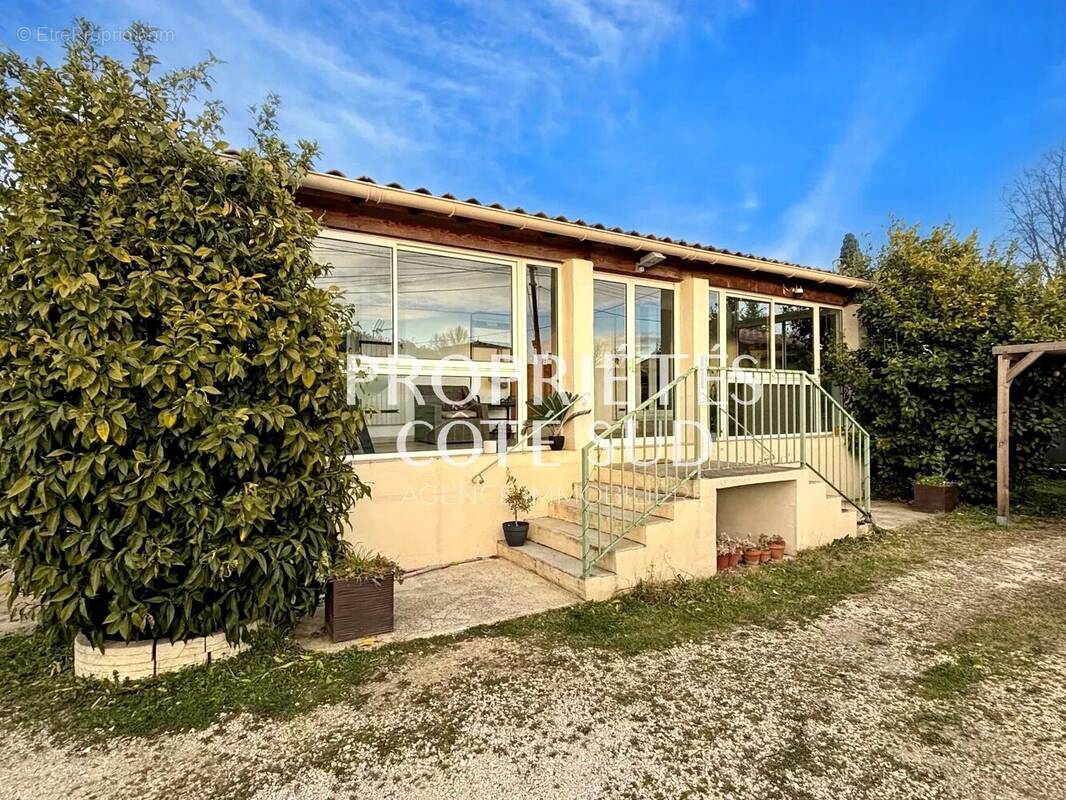 Maison à ROQUEMAURE