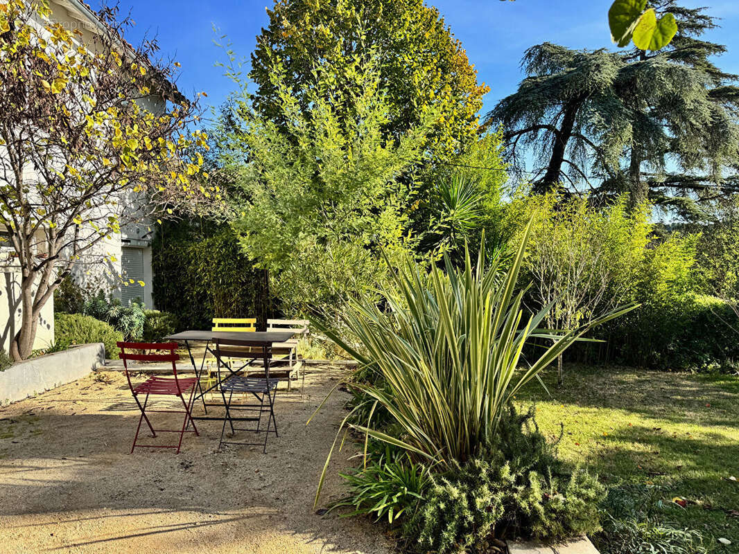 Maison à VILLENEUVE-LES-AVIGNON