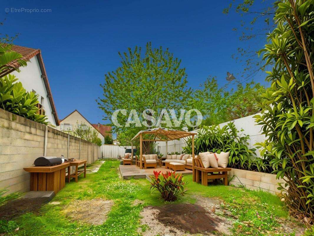 Maison à SARTROUVILLE