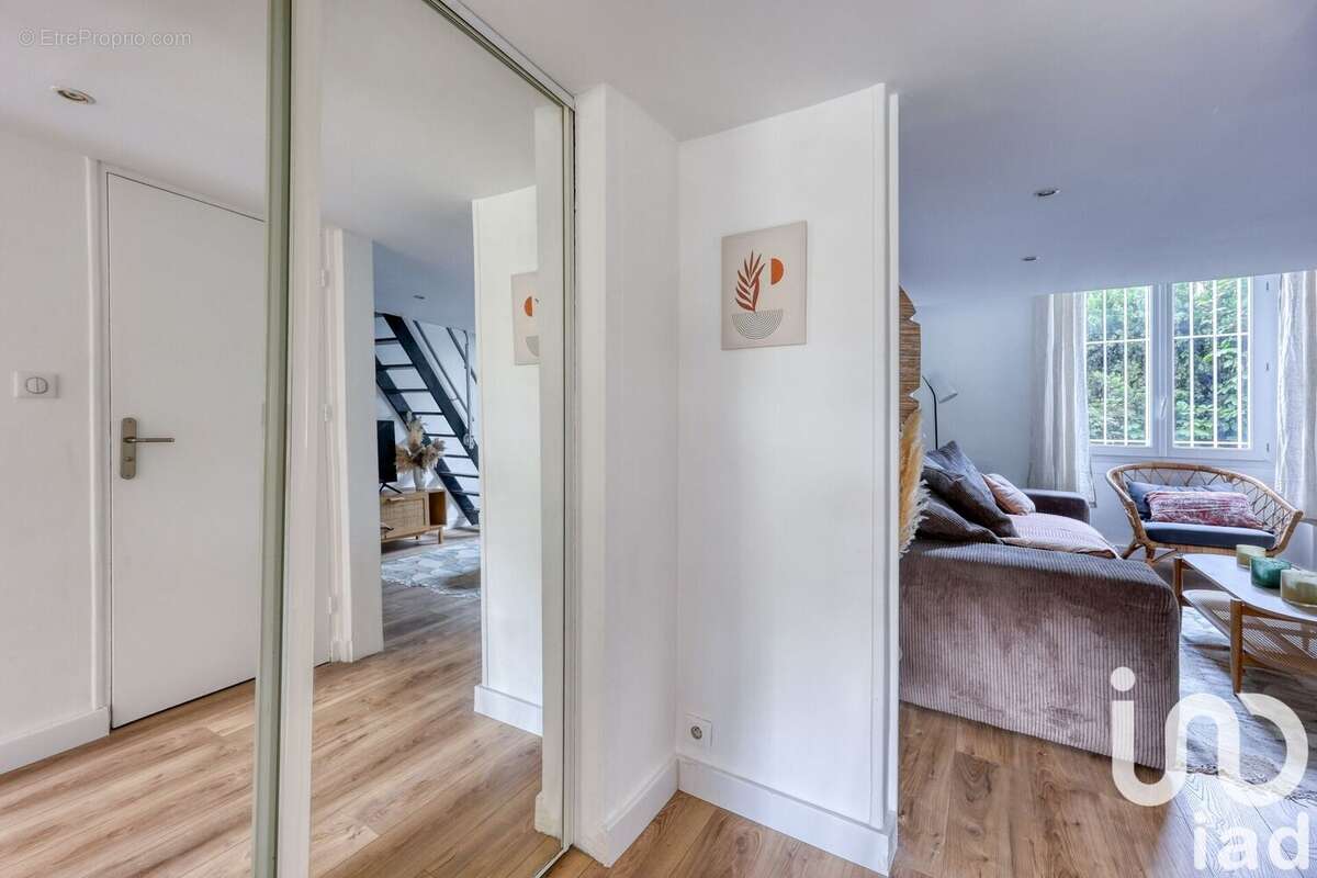 Photo 8 - Appartement à SAINT-CYR-SUR-MER