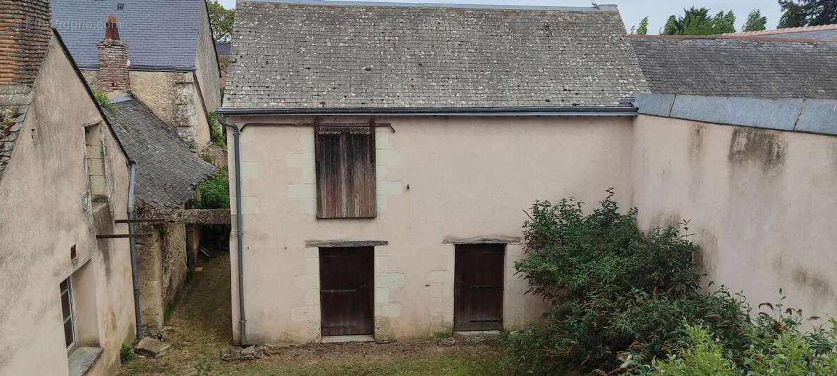 Maison 268 m² à Channay-Sur-Lathan  - photo 4
