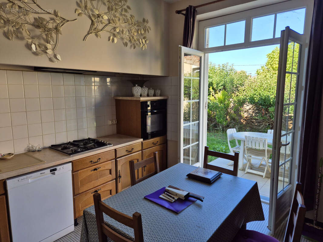 Maison à SAUVETERRE-DE-GUYENNE