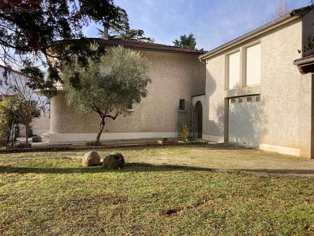 Photo 2 - Maison à CASTRES