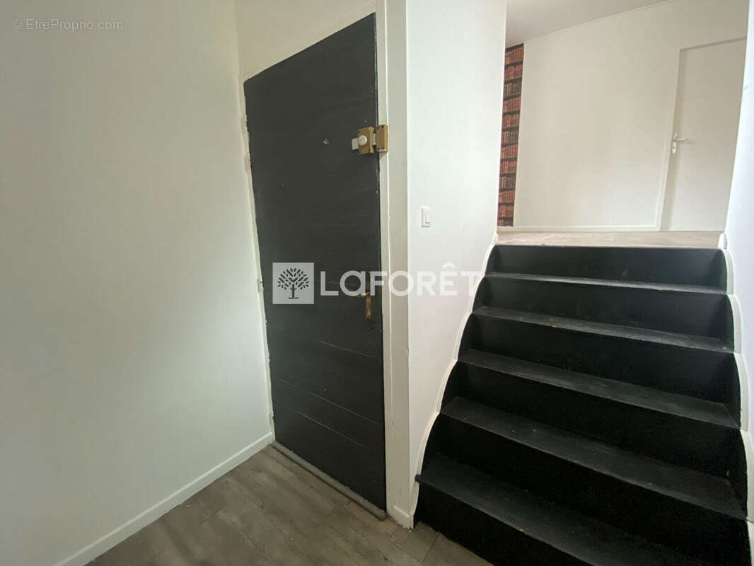 Appartement à AUBOUE