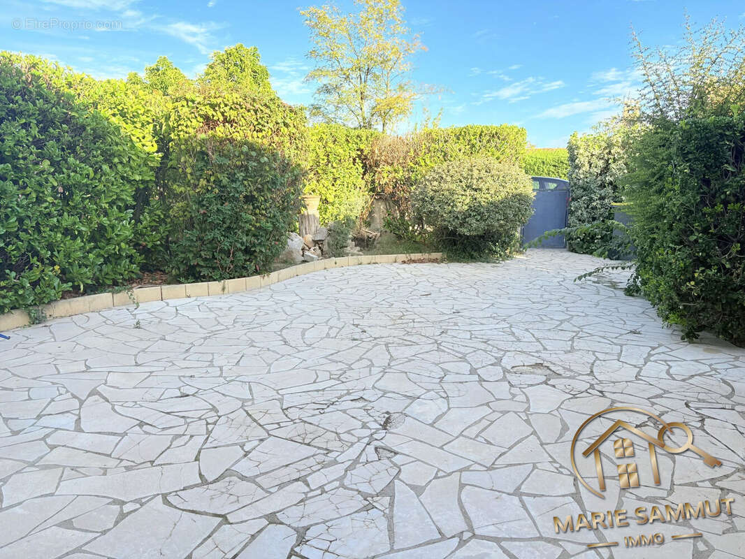 Maison à SAINT-GEORGES-D&#039;ORQUES