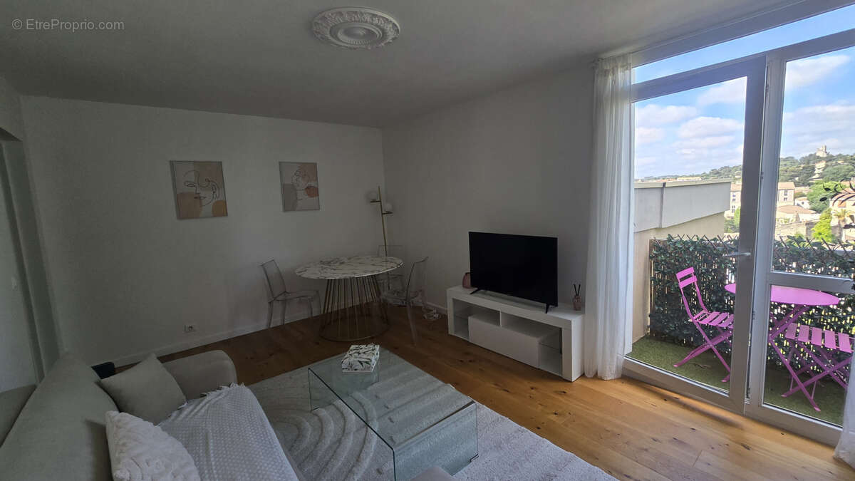 Appartement à NIMES