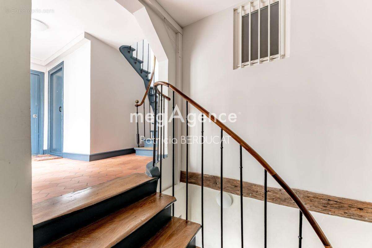 Appartement à PARIS-20E