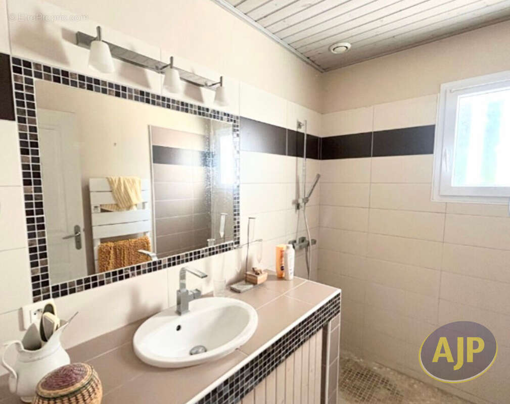 Maison à L&#039;AIGUILLON-SUR-MER