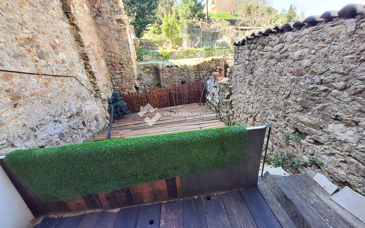 Maison à BESSEGES