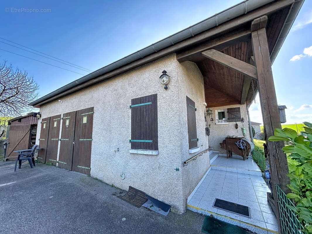 Maison à CHAUVONCOURT