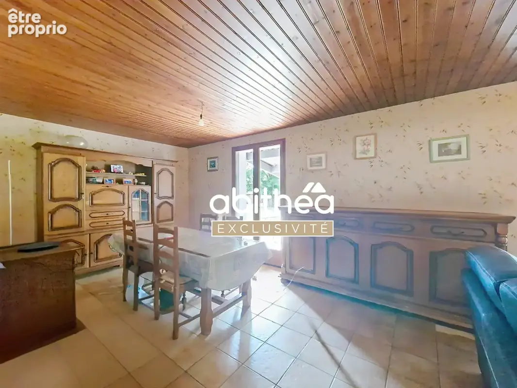 Rare  ideal artisan  350m2 de hangar  143m2 hab a rafraichir  6000m2 de terrain clos - photo 5