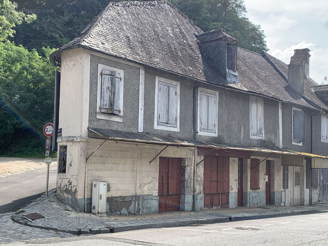 Maison à TERRASSON-LAVILLEDIEU
