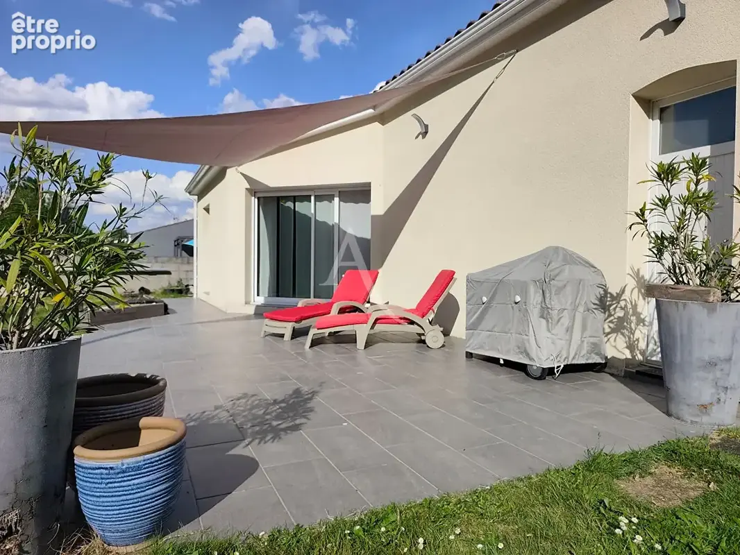 Maison familiale de 101  m² avec jardin et verdure - photo 12