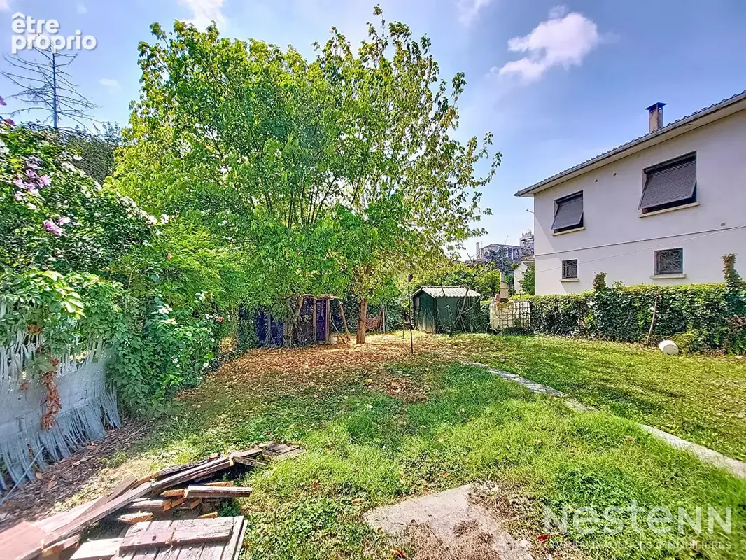 A Vendre Maison de ville en pierre de 123 m² habitable de plain-pied à proximité immédiate des commodités - photo 17