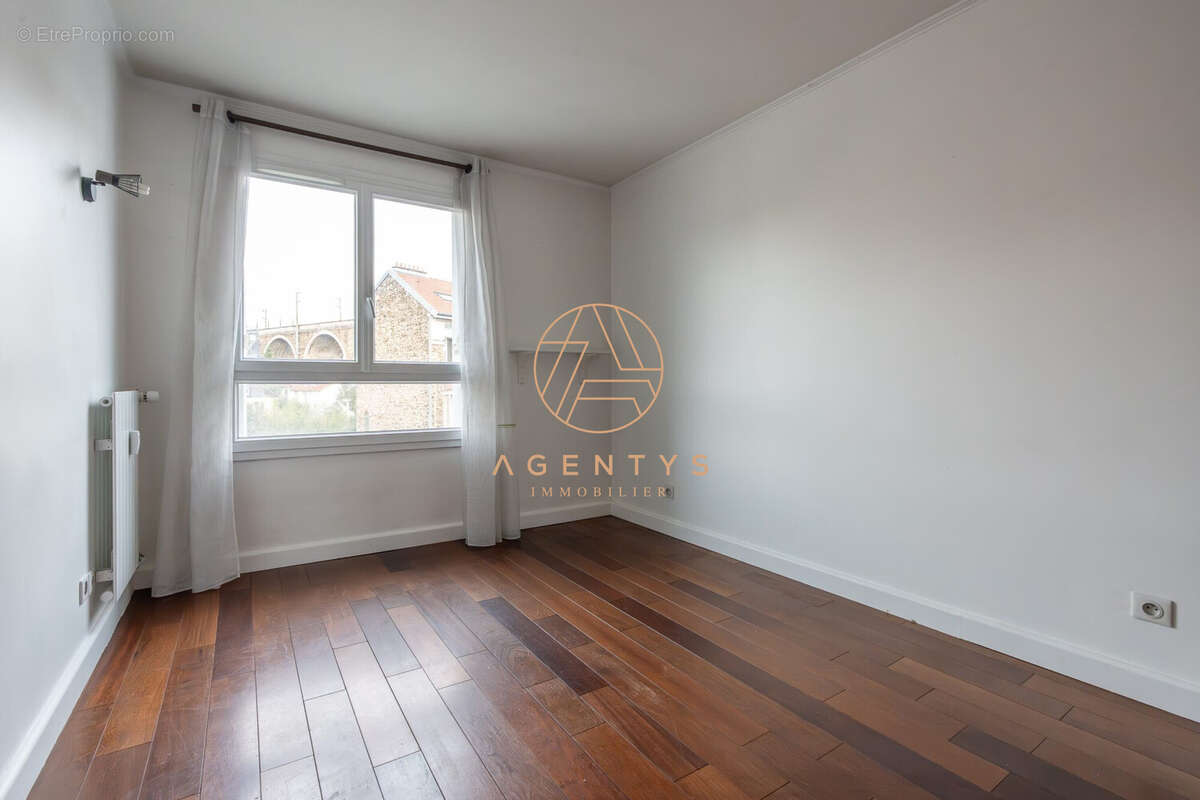 Appartement à NOGENT-SUR-MARNE
