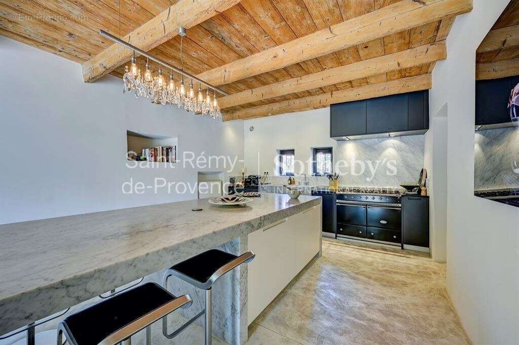 Maison à SAINT-REMY-DE-PROVENCE