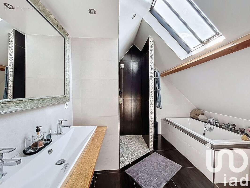 Photo 7 - Maison à IVRY-SUR-SEINE