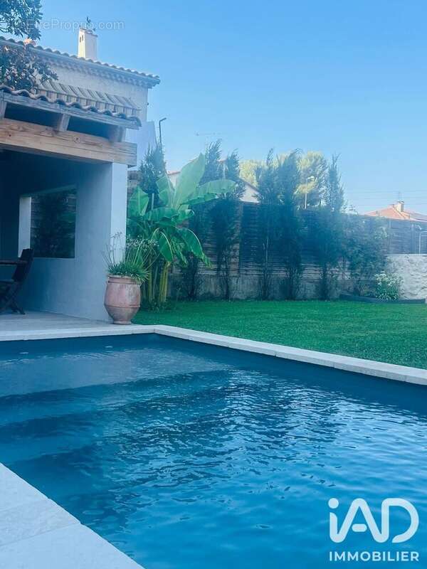 Maison 177 m² à Le Pontet  - photo 2