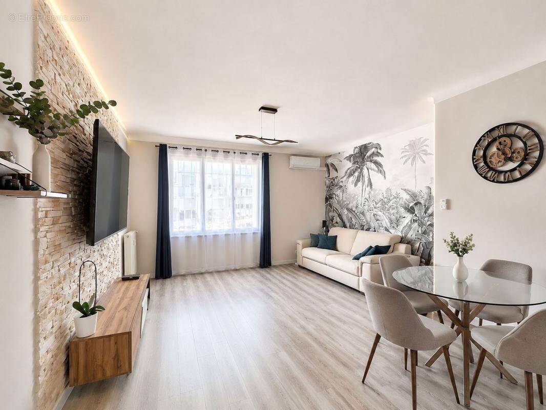Appartement à CAGNES-SUR-MER
