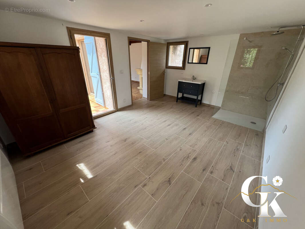 Maison 108 m² à Sanary-Sur-Mer  - photo 8