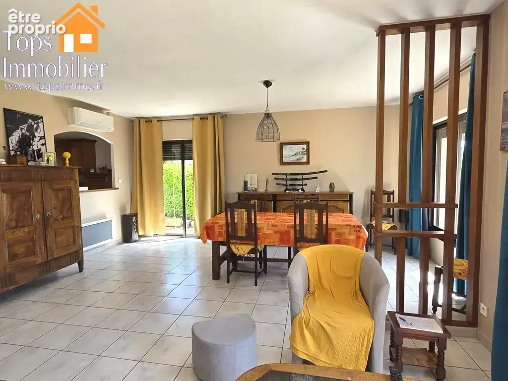 Maison pavillonnaire avec sous-sol total et jardin arboré - photo 4
