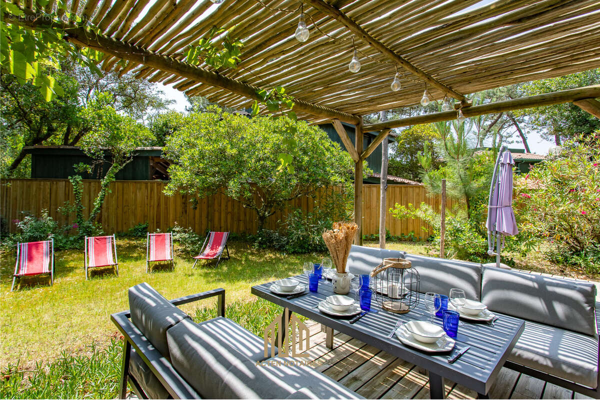 Coin lounge extérieur - Maison à LEGE-CAP-FERRET