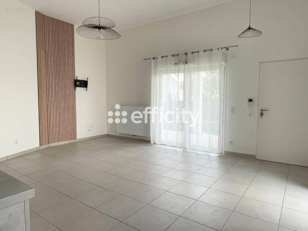 Appartement à LAGORD