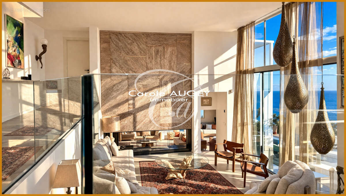 Maison à SAINT-CIERGE-LA-SERRE