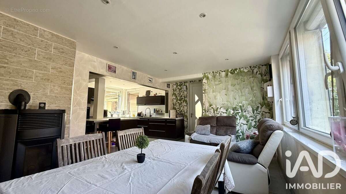 Maison 104 m² à Arques  - photo 3