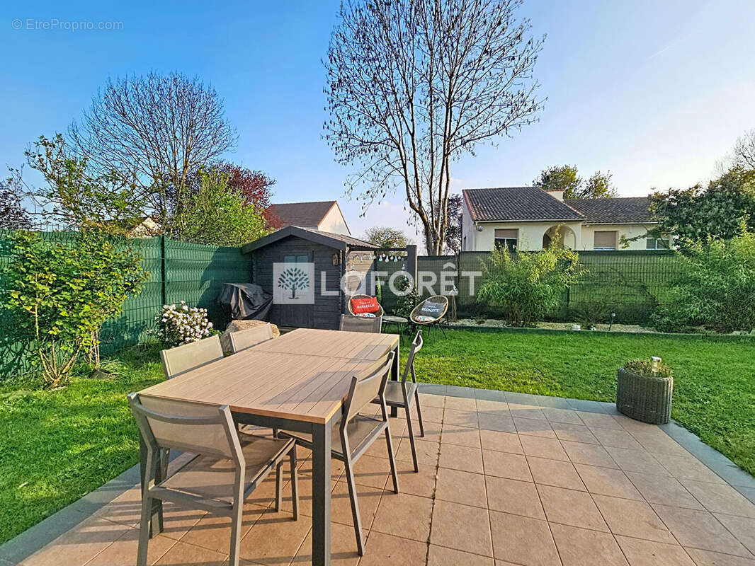 Appartement à LINAS