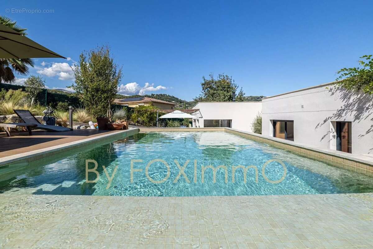 Maison à LA COLLE-SUR-LOUP