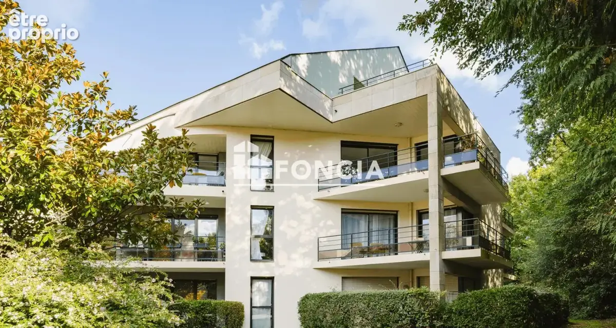 SAINT-GRÉGOIRE – Centre-ville - Appartement de 104 m2 avec terrasse de 30 m2 en dernier étage - photo 15