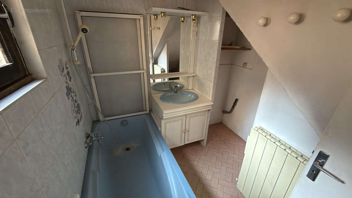 Maison à LACHAPELLE-SOUS-AUBENAS