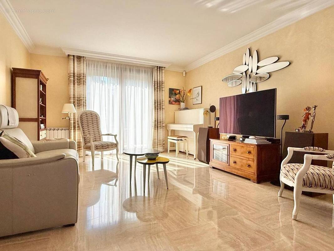 Photo 1 - Maison à CHILLY-MAZARIN