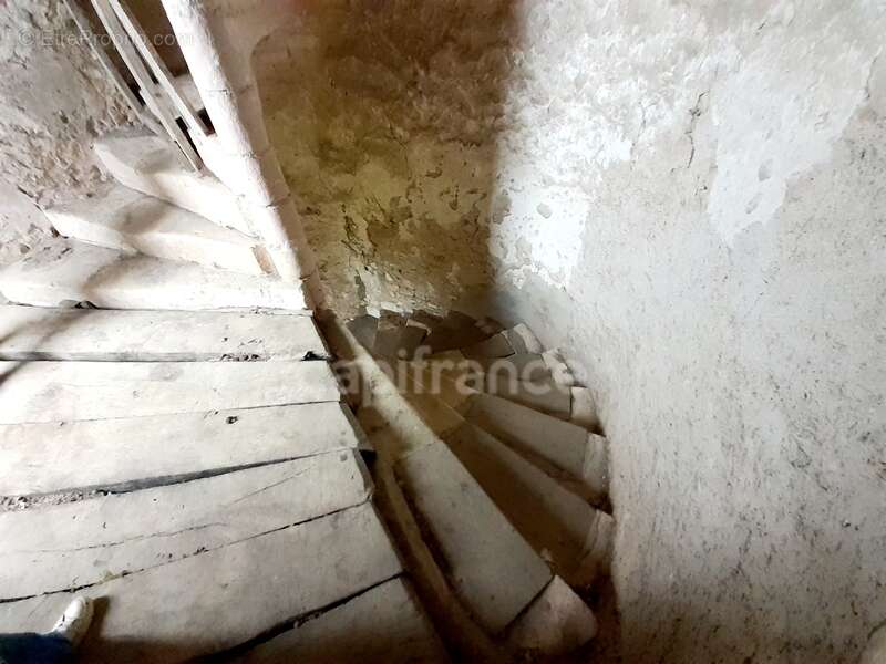 Maison à SAINT-PIERRE-DE-MAILLE