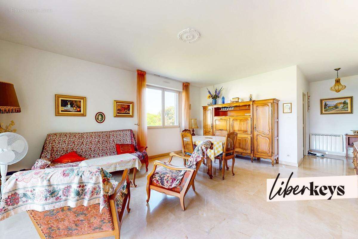 Appartement à MARSEILLE-8E