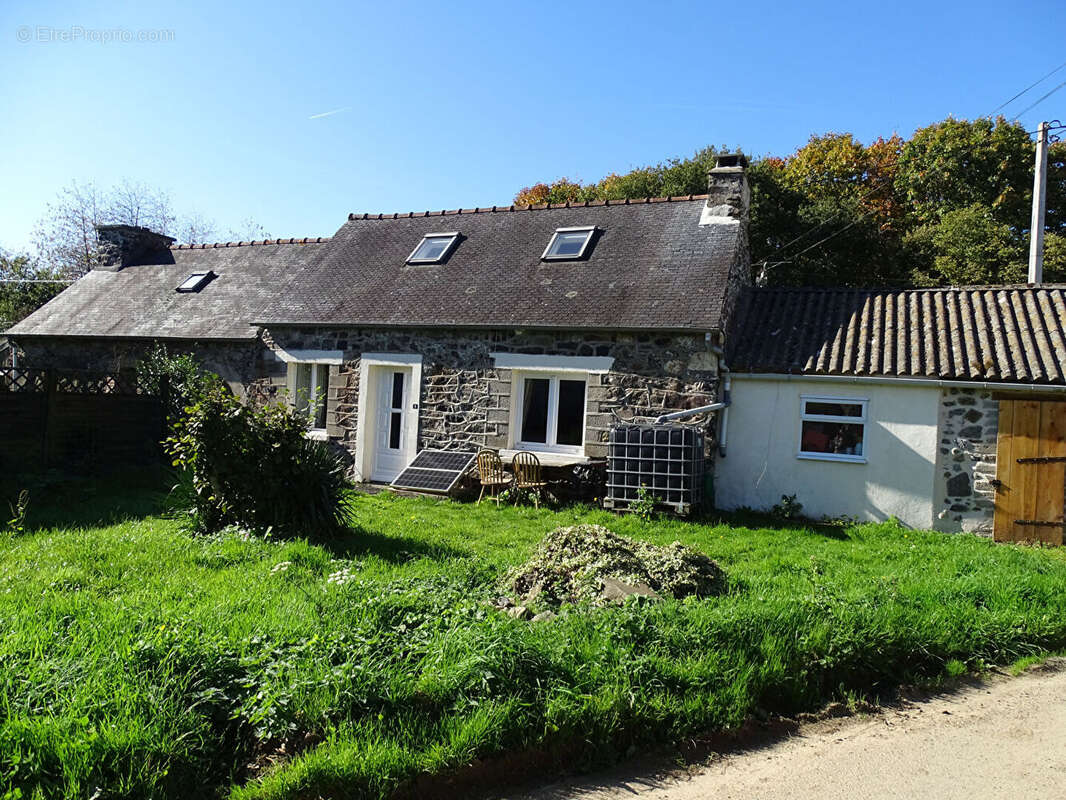 Maison à PLOUGONVER