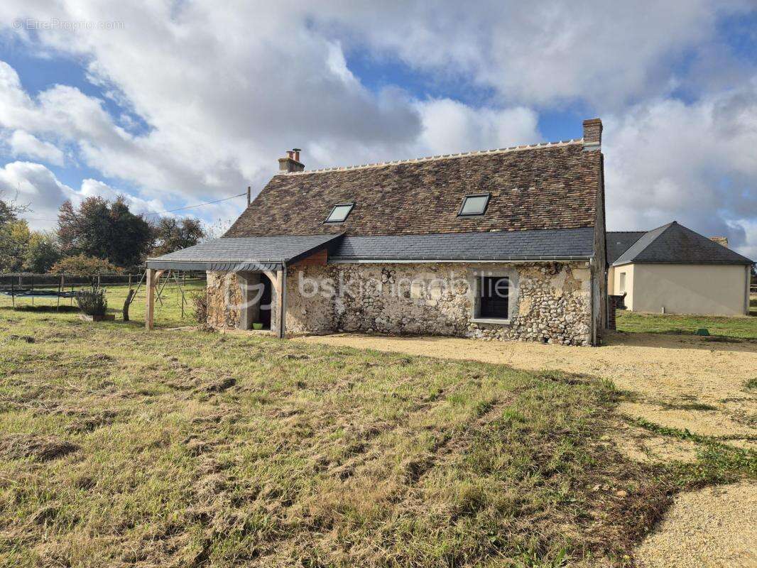 Maison à VILLIERS-AU-BOUIN