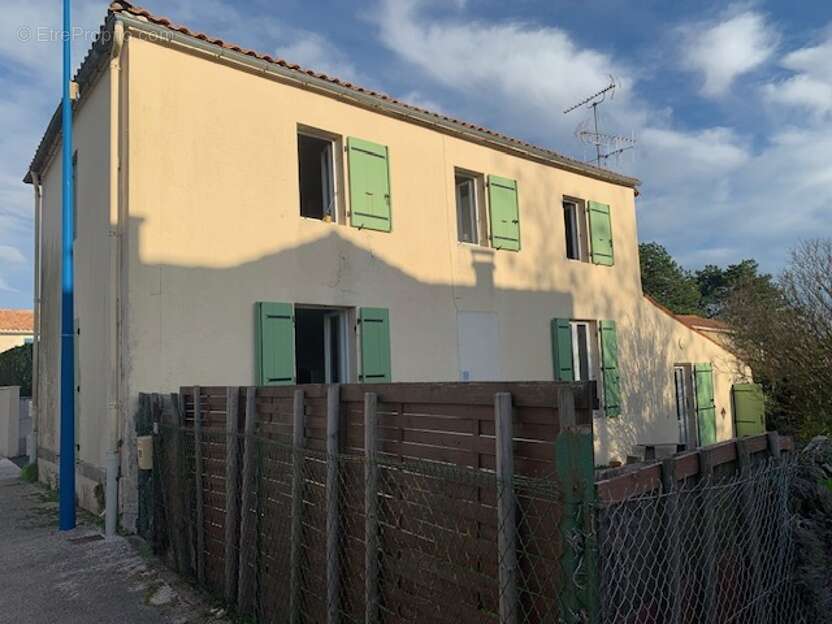 Maison à ETAULES