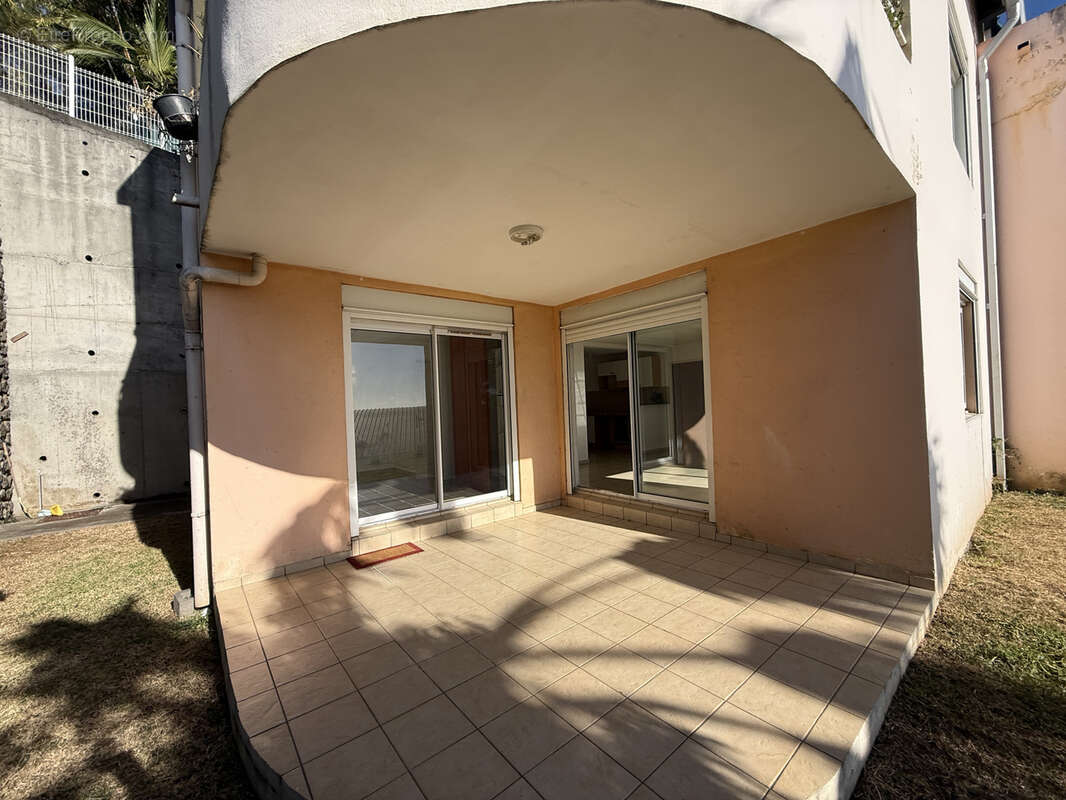 Appartement à SAINT-DENIS