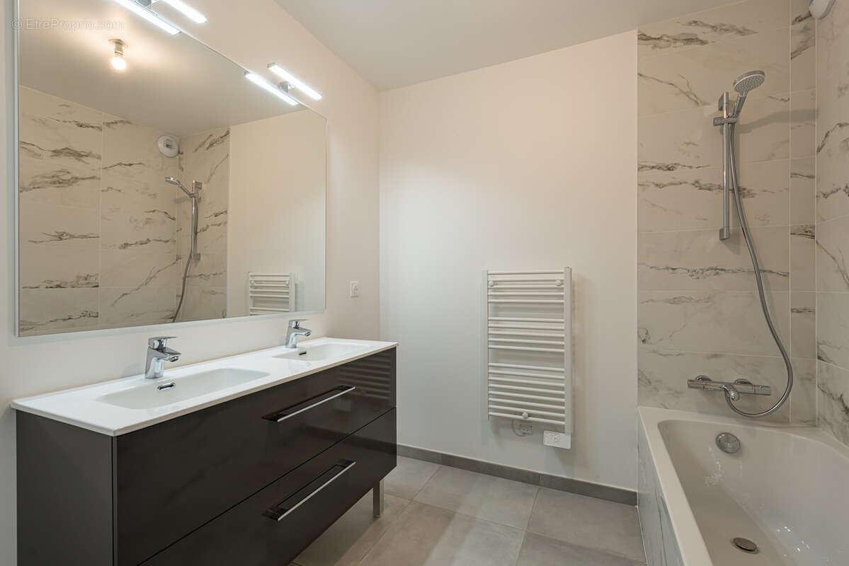 Maison à LA BALME-DE-SILLINGY