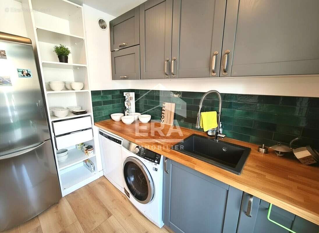 Appartement à MARSEILLE-5E