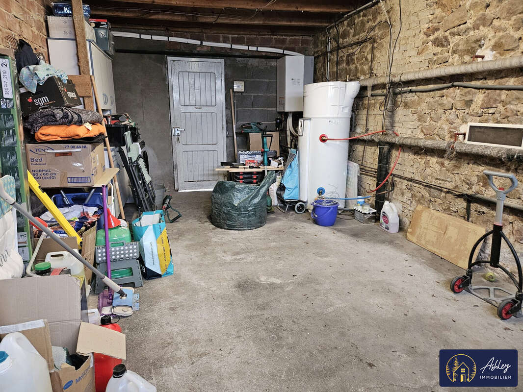 Maison à LAMAZIERE-BASSE