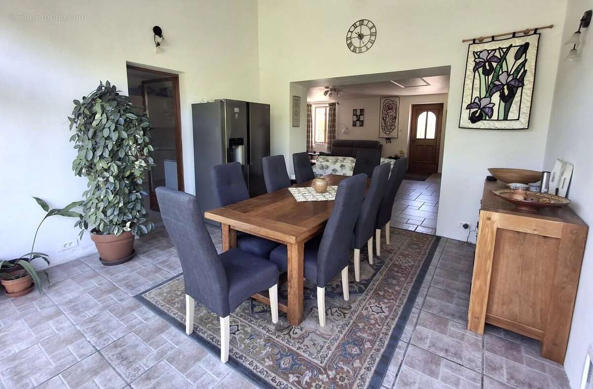 Maison à SAINT-JEAN-DU-BOUZET