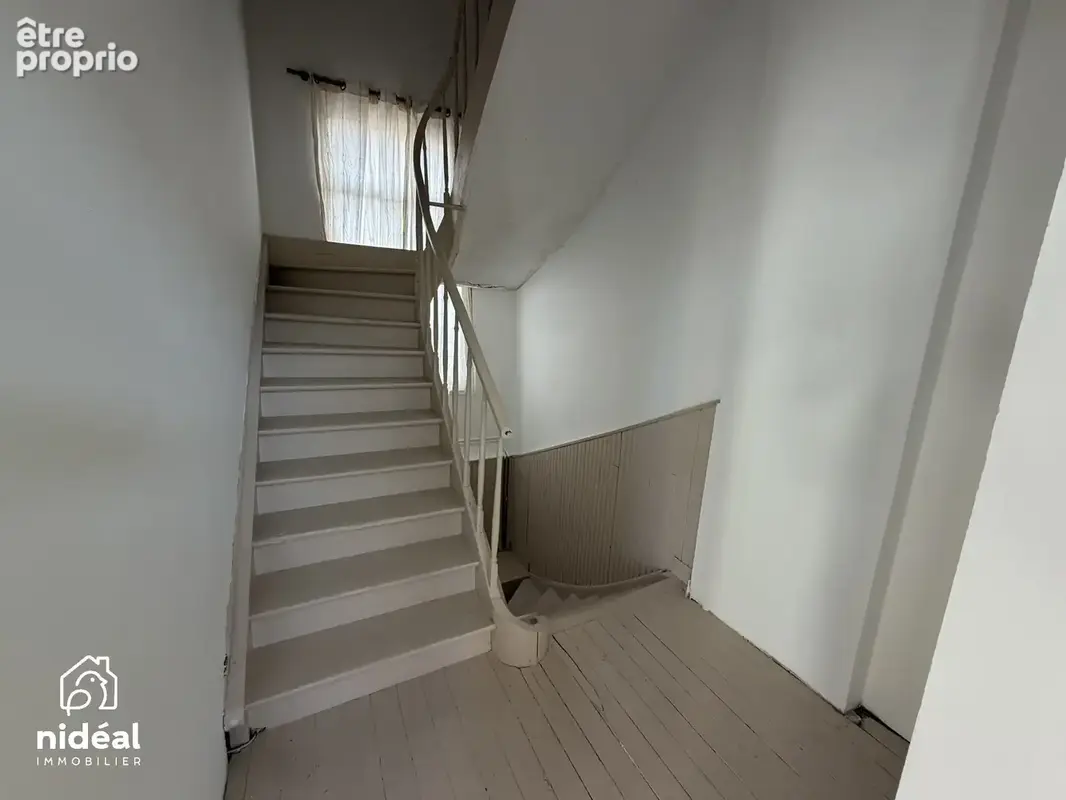 Maison 180 m² à Saint-Hilaire-Sur-Helpe  - photo 8