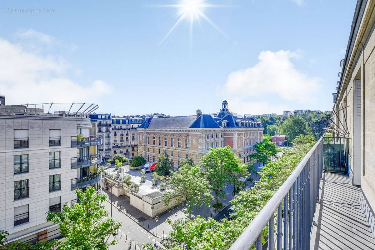 Appartement à PARIS-19E