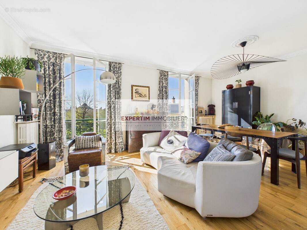 Appartement à VERSAILLES